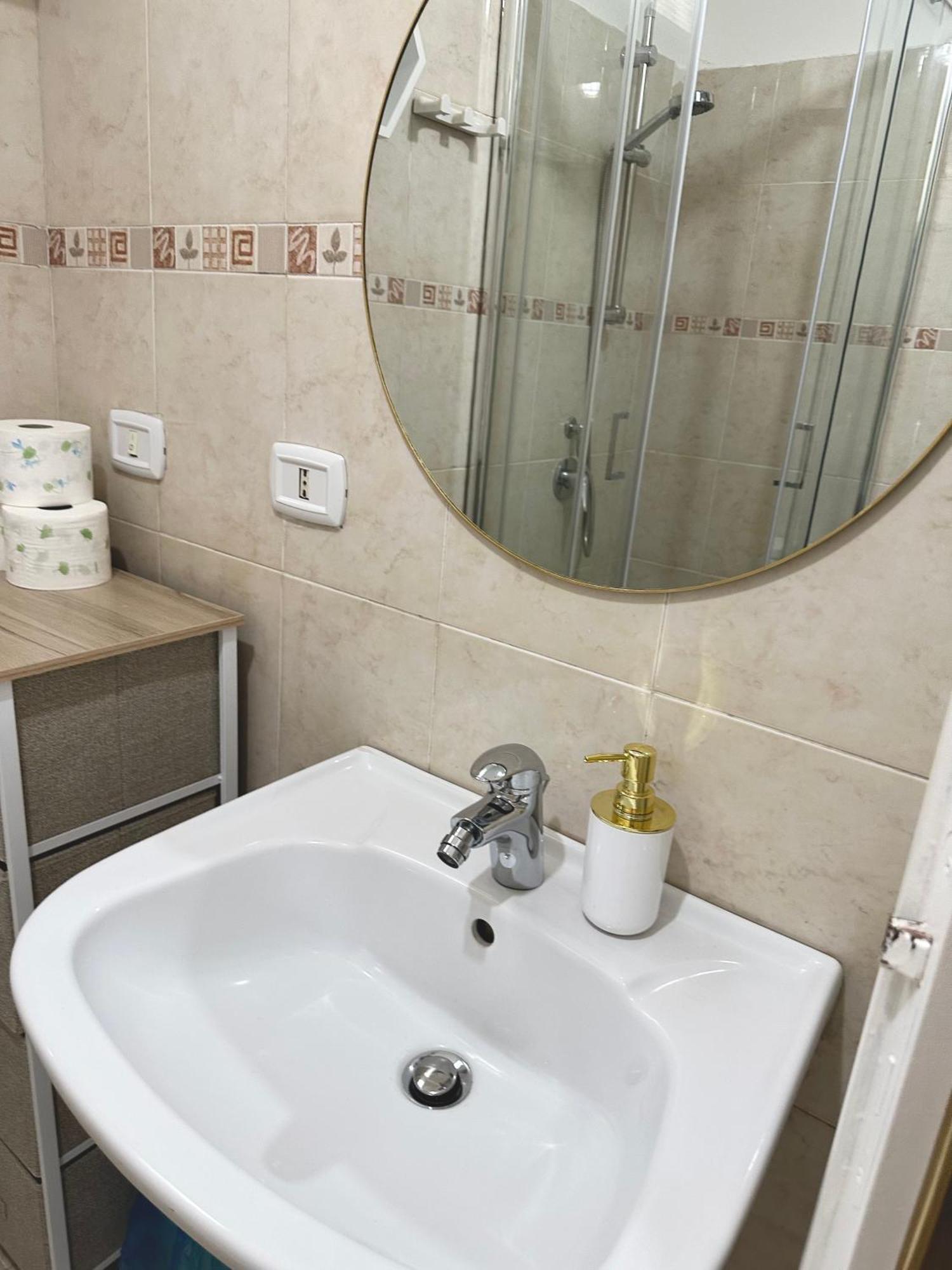The View Apartment Шила Екстериор снимка