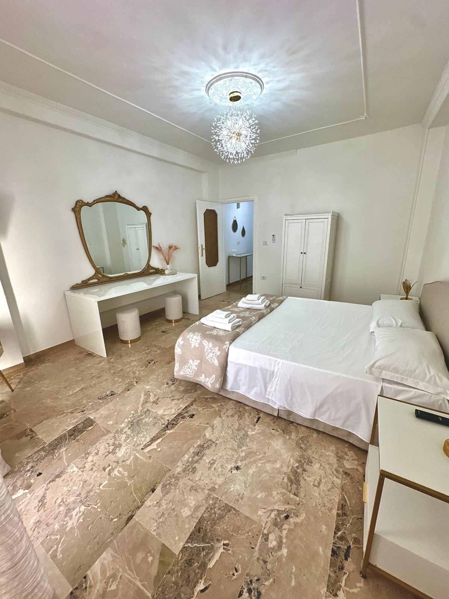 The View Apartment Шила Екстериор снимка